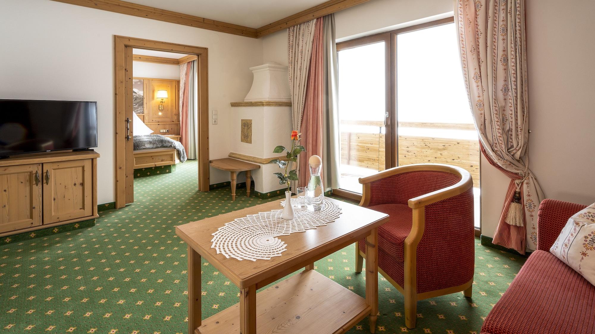 Hotel Almhof Galtür Exteriör bild